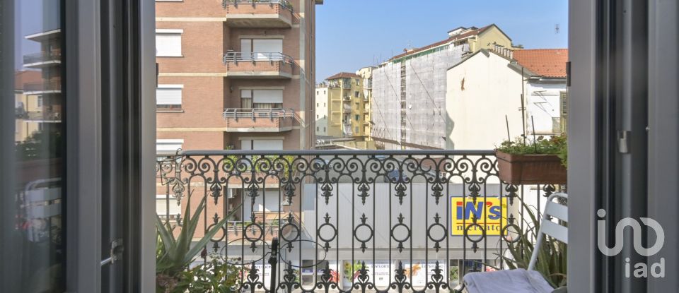 Three-room apartment of 75 m² in Torino (10155)