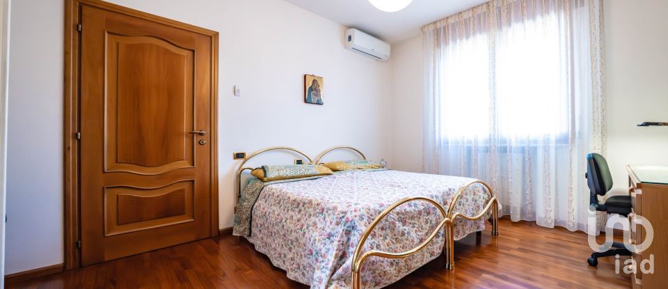 Casa indipendente 5 locali di 260 m² in Portomaggiore (44015)