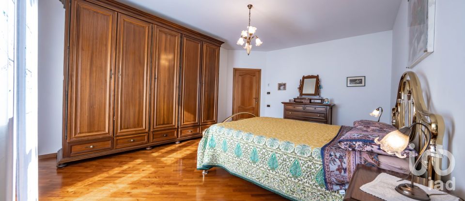 Casa indipendente 5 locali di 260 m² in Portomaggiore (44015)