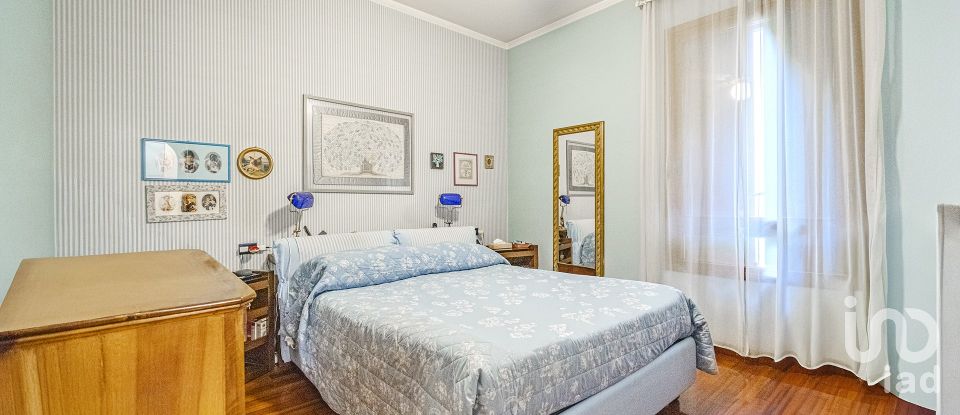 Apartment 5 rooms of 170 m² in Milano (20125)