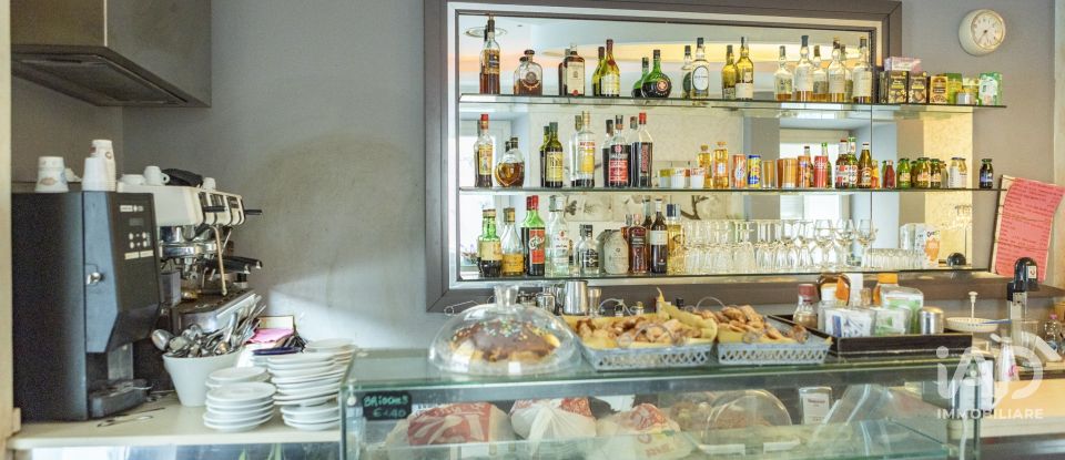 Bar di 57 m² in Ancona (60121)