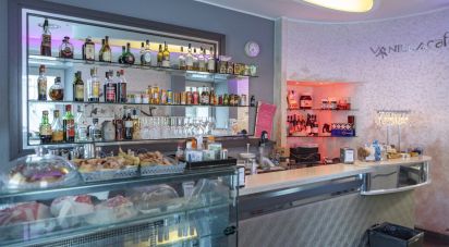 Bar di 57 m² in Ancona (60121)