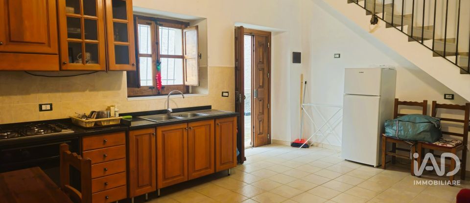 Casa indipendente 3 locali di 60 m² in Falerna (88042)
