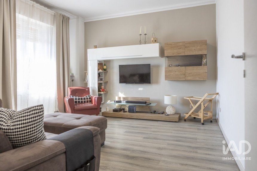 Four-room apartment of 132 m² in Osimo (60027)