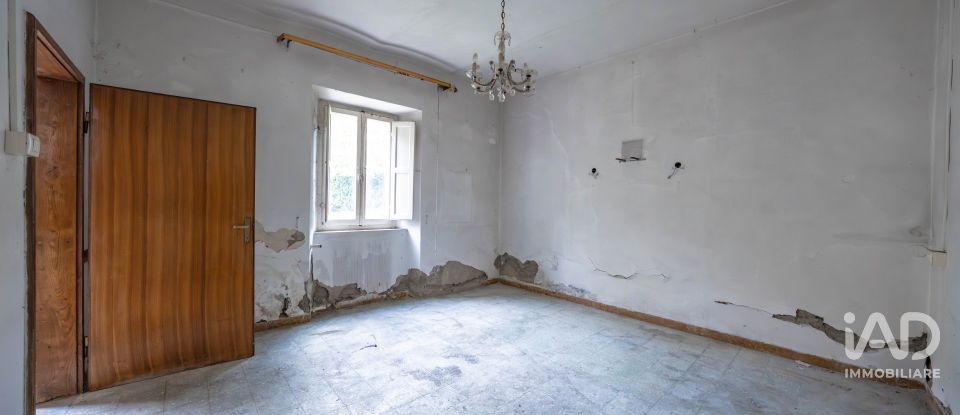 Farm 10 rooms of 323 m² in Marradi (50034)