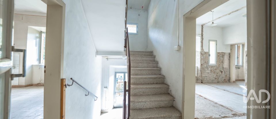 Farm 10 rooms of 323 m² in Marradi (50034)