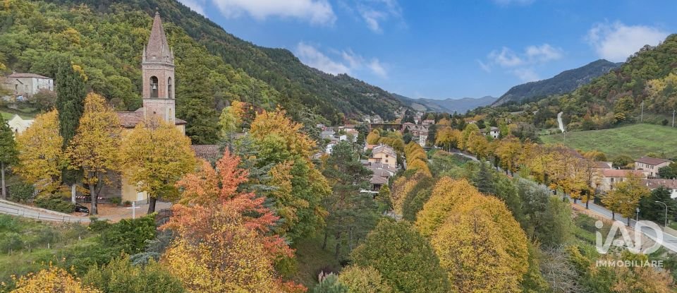 Farm 10 rooms of 323 m² in Marradi (50034)