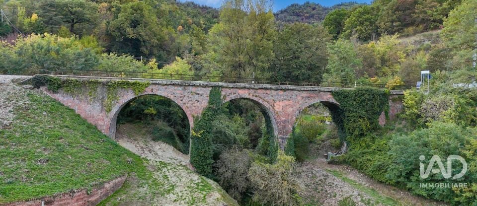 Farm 10 rooms of 323 m² in Marradi (50034)