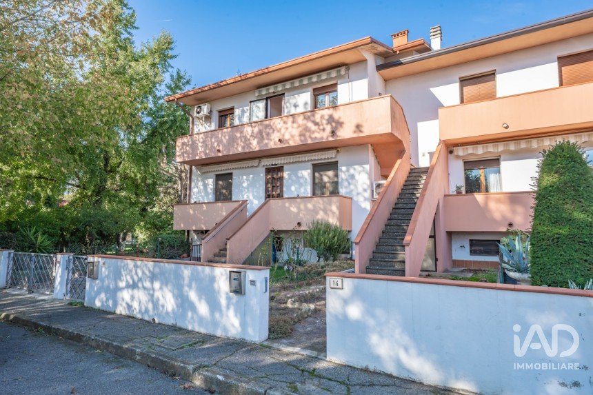 Trilocale di 105 m² a Migliarino (44027)