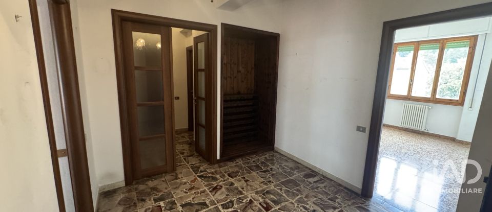 Appartamento 5 locali di 116 m² a Pelago (50060)