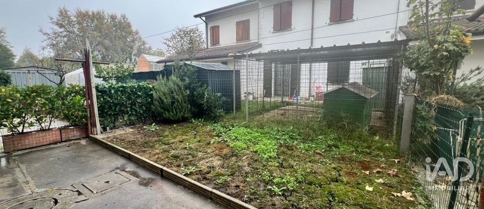 Villa a schiera 4 locali di 200 m² in Finale Emilia (41035)