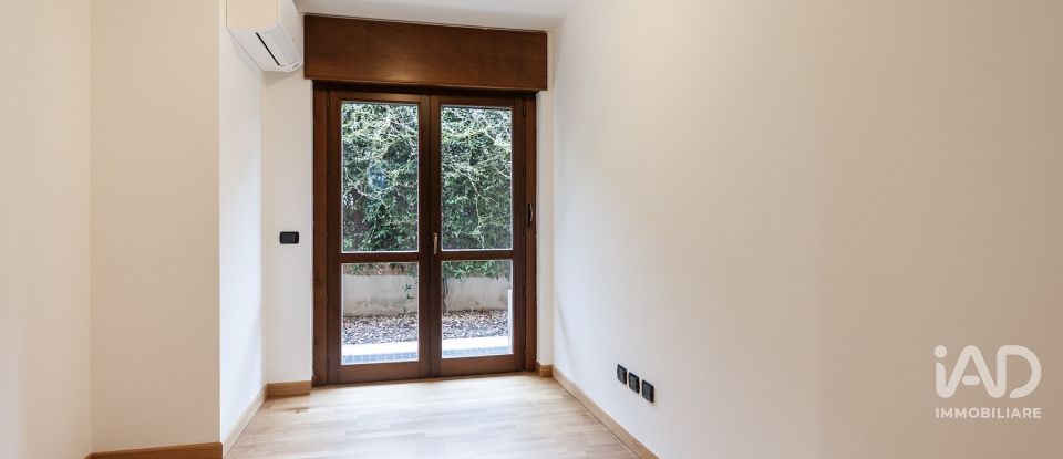 Appartamento 5 locali di 150 m² a Milano (20126)