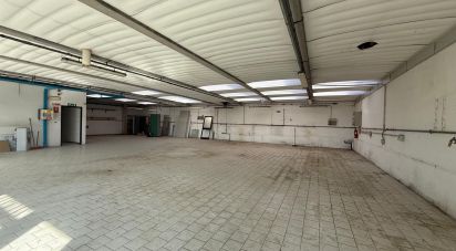 Capannone di 340 m² in Arezzo (52100)