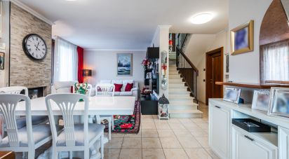 Villa a schiera 4 locali di 133 m² in Cavezzo (41032)