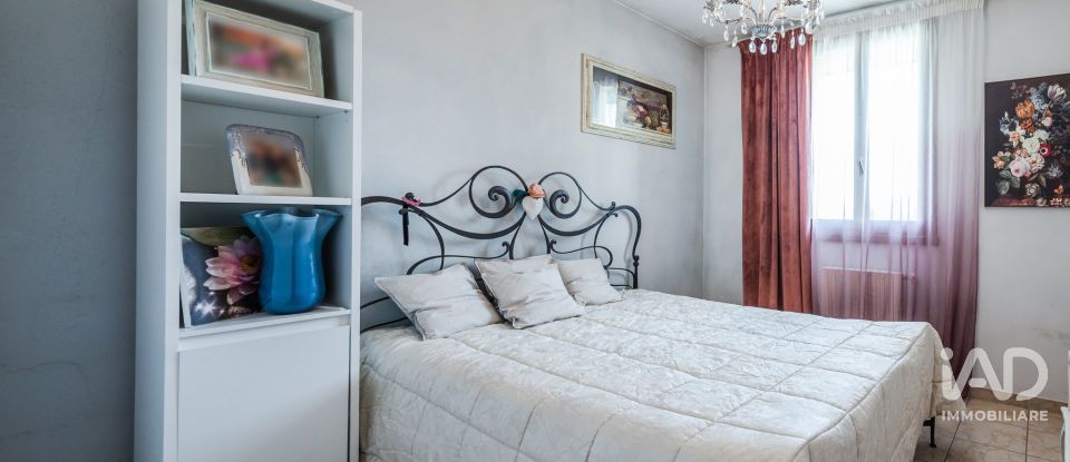 Traditional house 4 rooms of 133 m² in Cavezzo (41032)