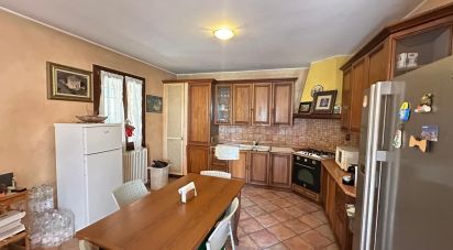 Casa indipendente / Villa 4 locali di 130 m² in Cavezzo (41032)
