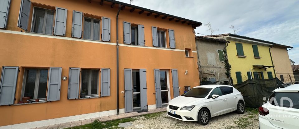House 4 rooms of 140 m² in Cavezzo (41032)
