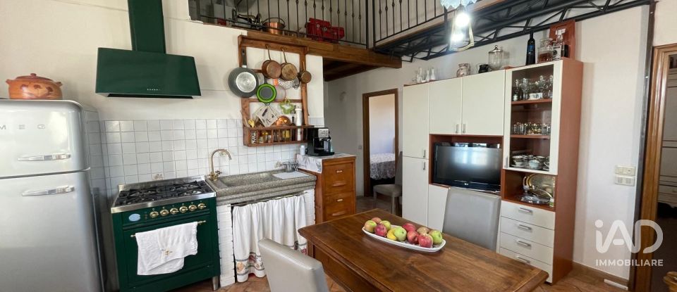 Palazzo / Stabile 5 locali di 65 m² a Arezzo (52100)