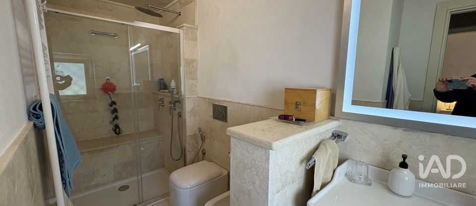 Casale 6 locali di 275 m² in Arezzo (52100)