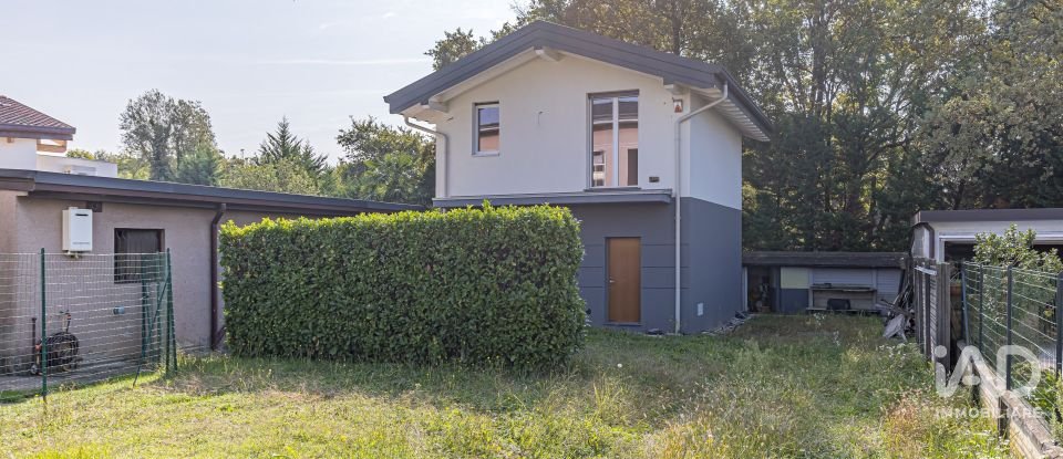 Casale 3 locali di 145 m² in Novedrate (22060)