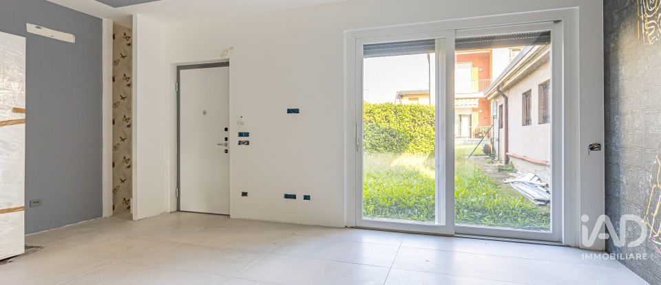 Casale 3 locali di 145 m² in Novedrate (22060)