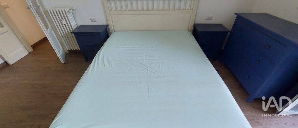 Two-room apartment of 63 m² in Milano (20133)