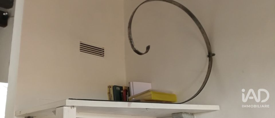 Two-room apartment of 28 m² in Firenze (50125)