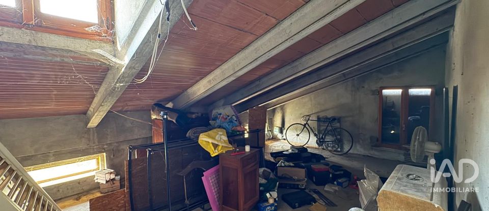 Casa indipendente / Villa 6 locali di 205 m² in Mirandola (41037)