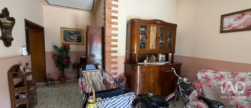 Casa indipendente / Villa 6 locali di 205 m² in Mirandola (41037)