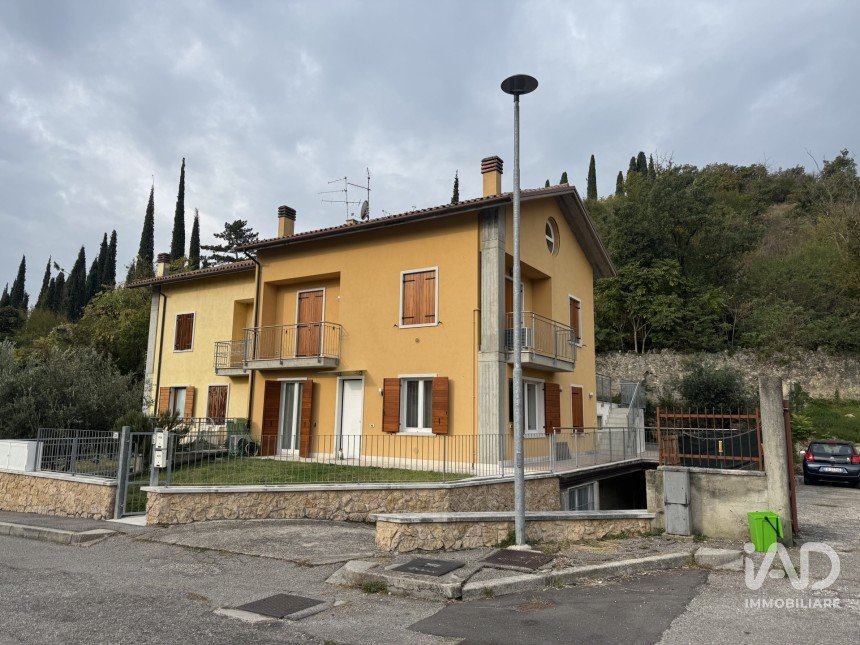 Three-room apartment of 109 m² in Fumane (37022)