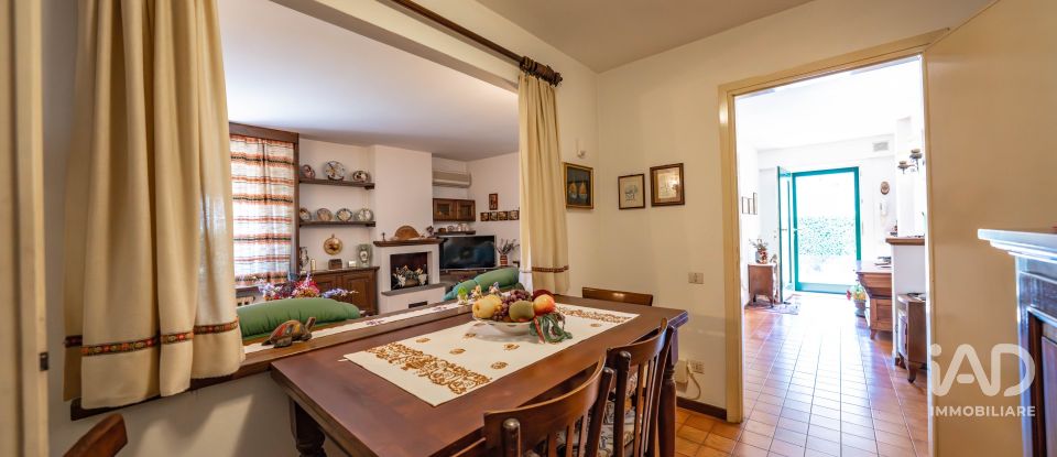 House 9 rooms of 222 m² in Codigoro (44021)