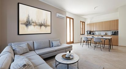 Appartamento 6 locali di 98 m² a Jesi (60035)