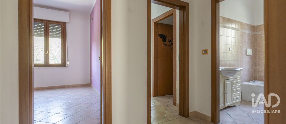 Appartamento 6 locali di 98 m² a Jesi (60035)