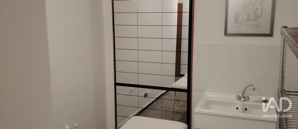 Shop / premises commercial of 220 m² in Torino (10135)