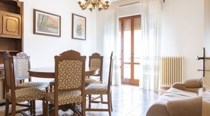 Appartamento 5 locali di 147 m² a Loreto (60025)