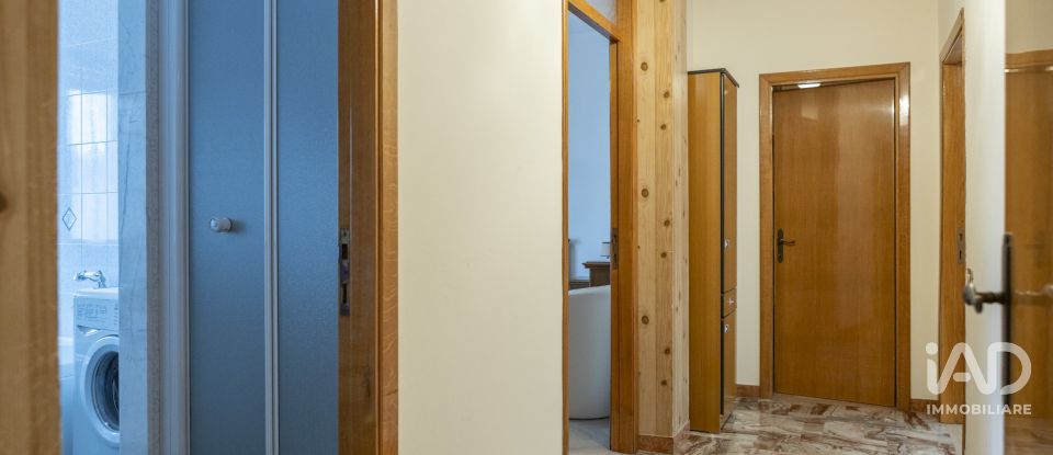 Appartamento 5 locali di 147 m² a Loreto (60025)