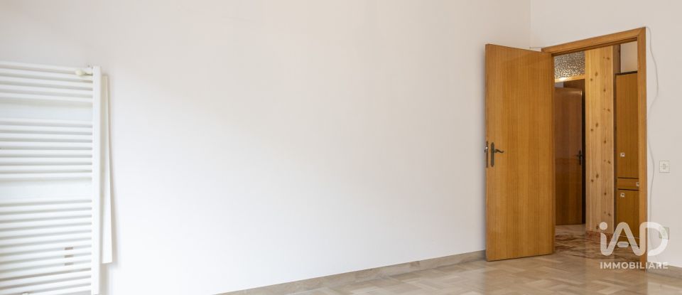 Appartamento 5 locali di 147 m² a Loreto (60025)