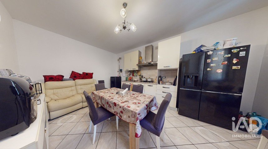 Farm 4 rooms of 130 m² in Finale Emilia (41034)