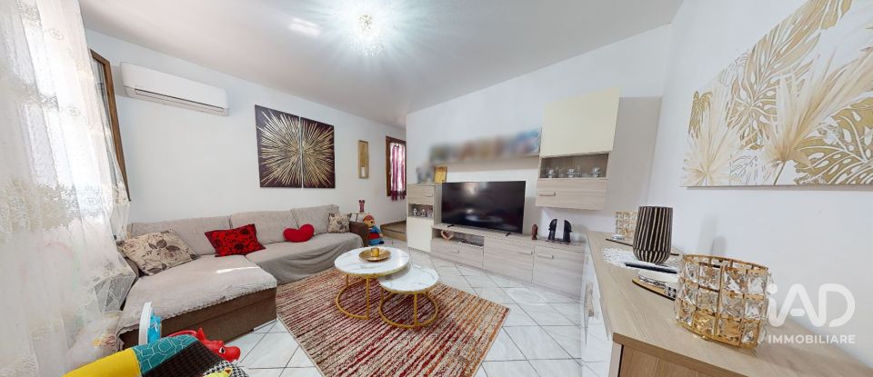 Farm 4 rooms of 130 m² in Finale Emilia (41034)