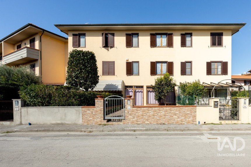 Casa indipendente / Villa 8 locali di 130 m² in Calcinaia (56012)