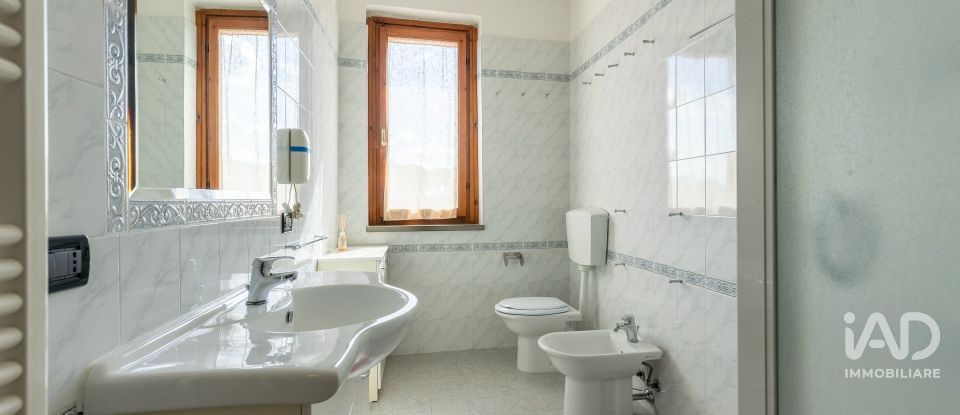 Casa indipendente / Villa 8 locali di 130 m² in Calcinaia (56012)