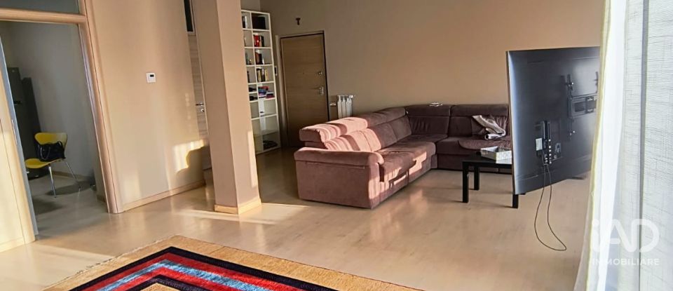 Appartamento 7 locali di 150 m² a Crema (26013)