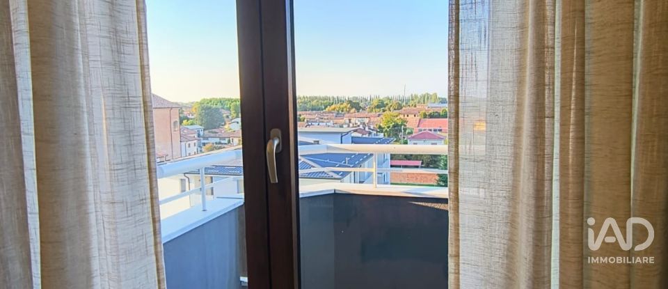 Appartamento 7 locali di 150 m² a Crema (26013)