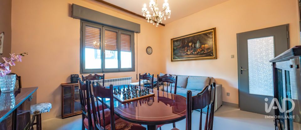 House 7 rooms of 200 m² in Migliarino (44027)