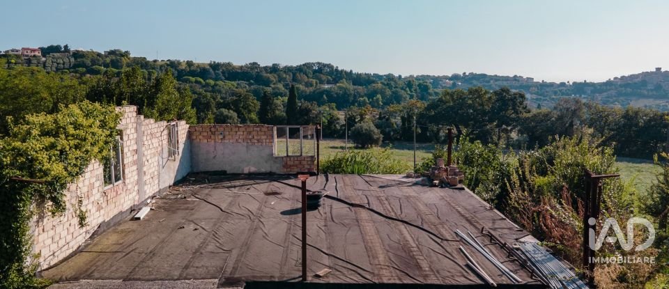 Country home 6 rooms of 280 m² in Civitanova Marche (62012)