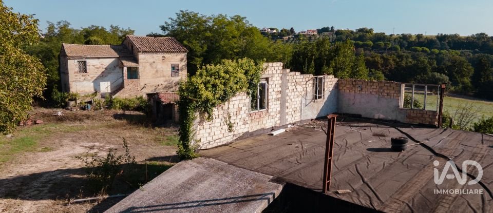 Country home 6 rooms of 280 m² in Civitanova Marche (62012)