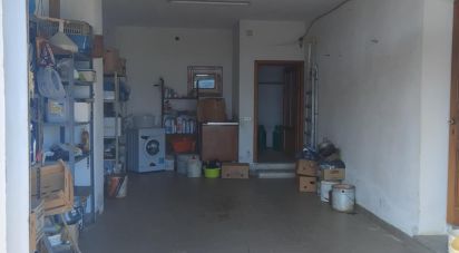 Casa indipendente / Villa 16 locali di 220 m² in Dego (17058)