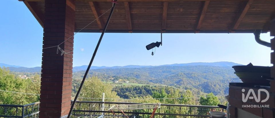 House 16 rooms of 220 m² in Dego (17058)