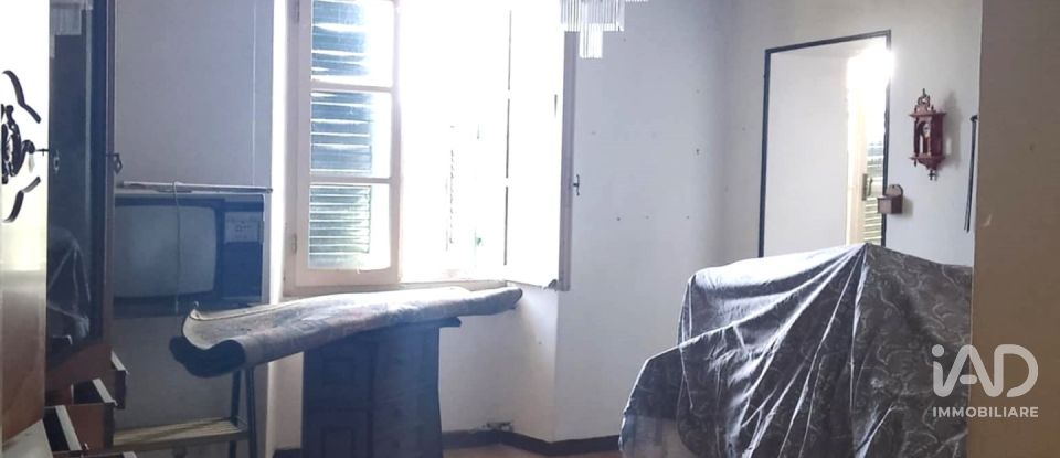 House 16 rooms of 220 m² in Dego (17058)