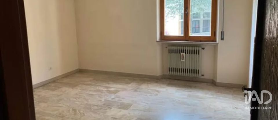 Apartment 6 rooms of 140 m² in Matelica (62024)